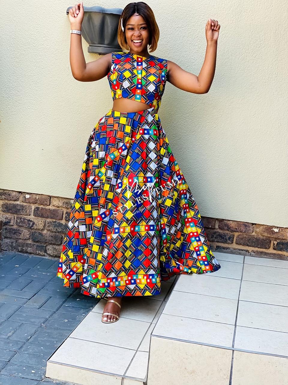 Spontaneous colourful maxi