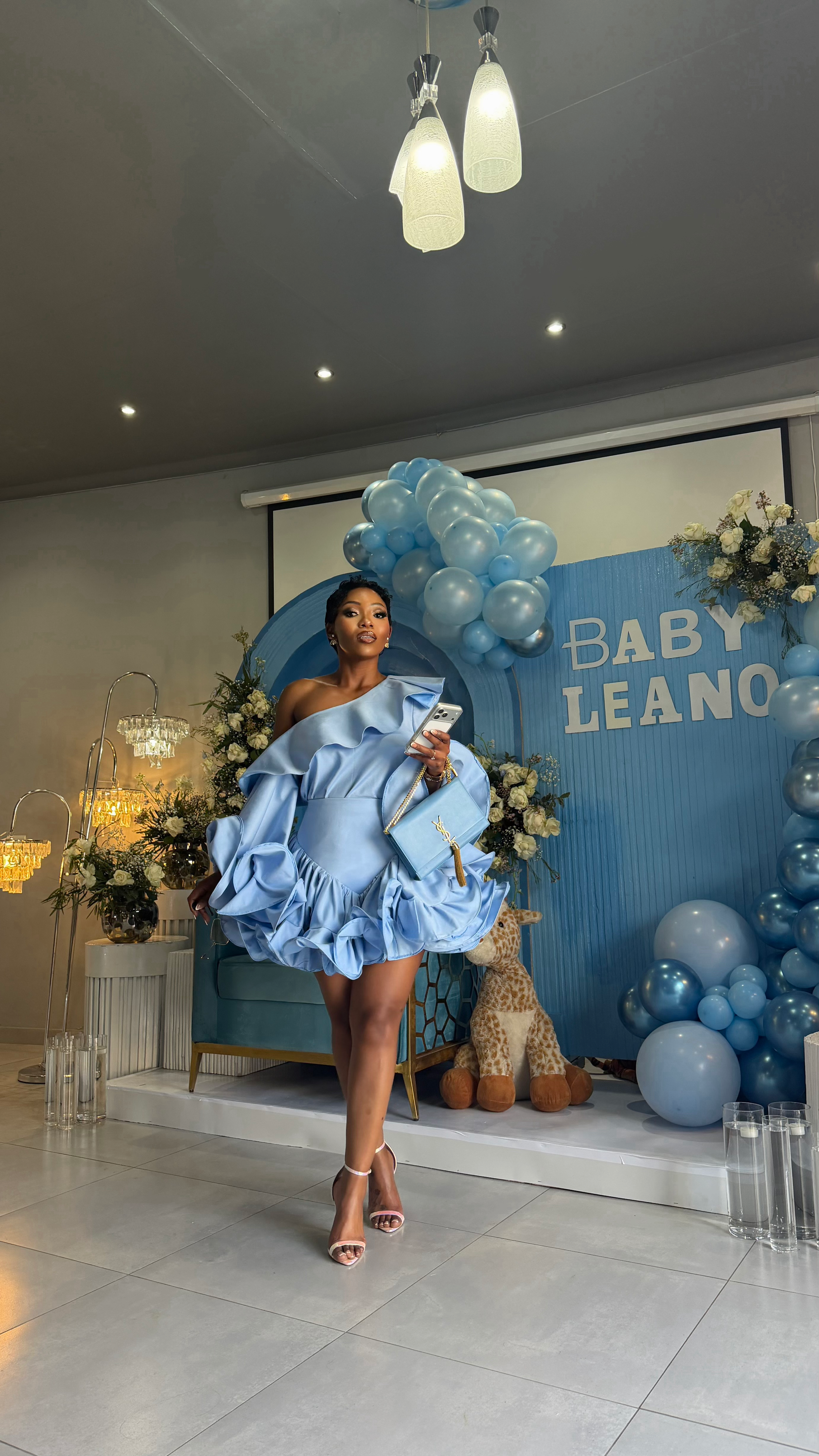 Royal ruffle set