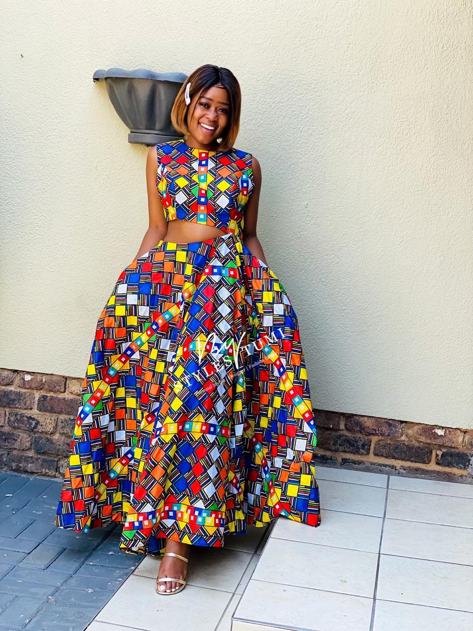 Spontaneous colourful maxi