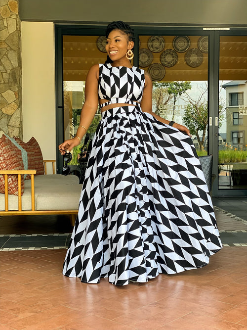 Black/white maxi skirt & top