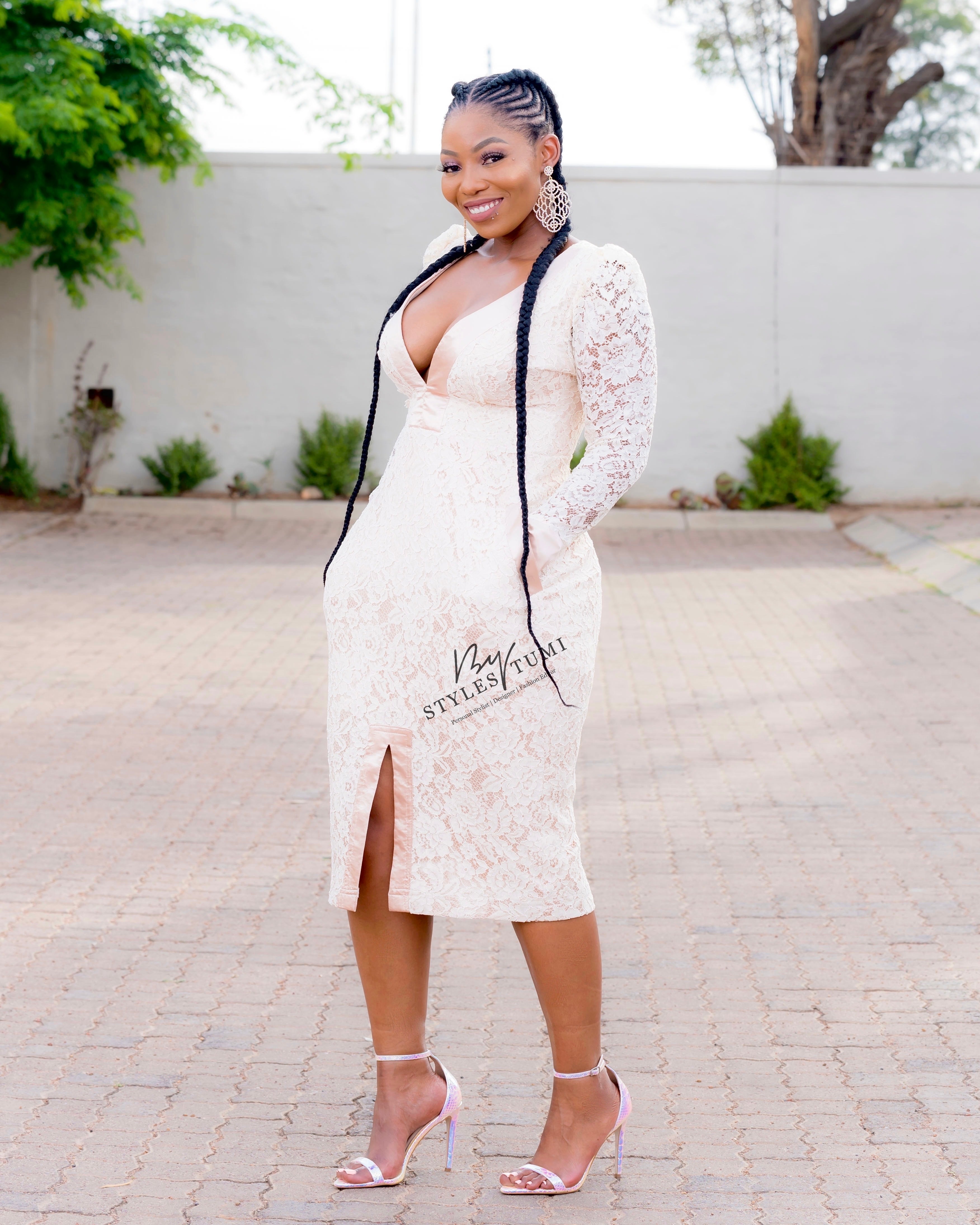 Long sleeve front slit lace pencil dress