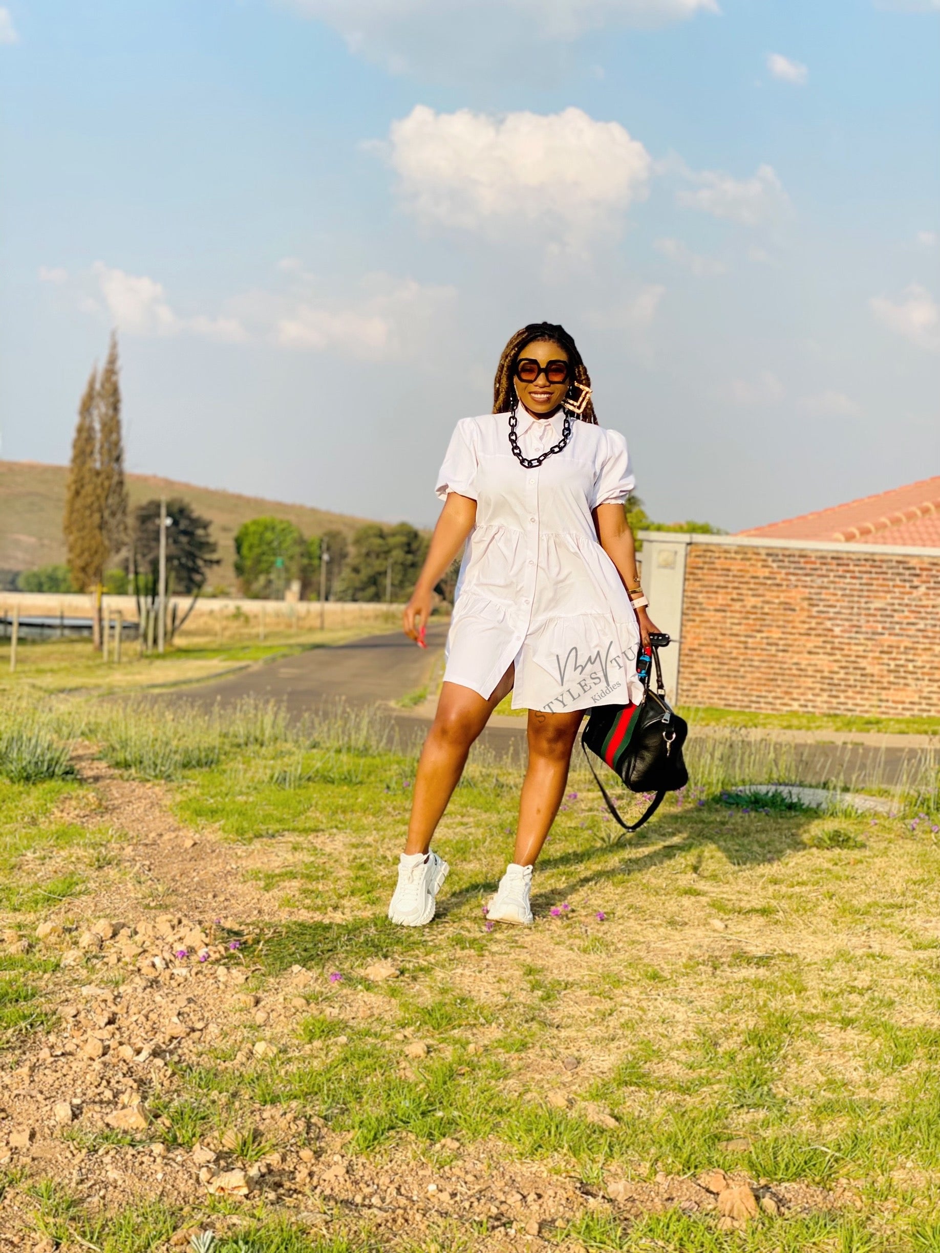 Colored white buttoned shirt dress